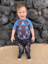 Load image into Gallery viewer, Gamer Astronaut Shirt